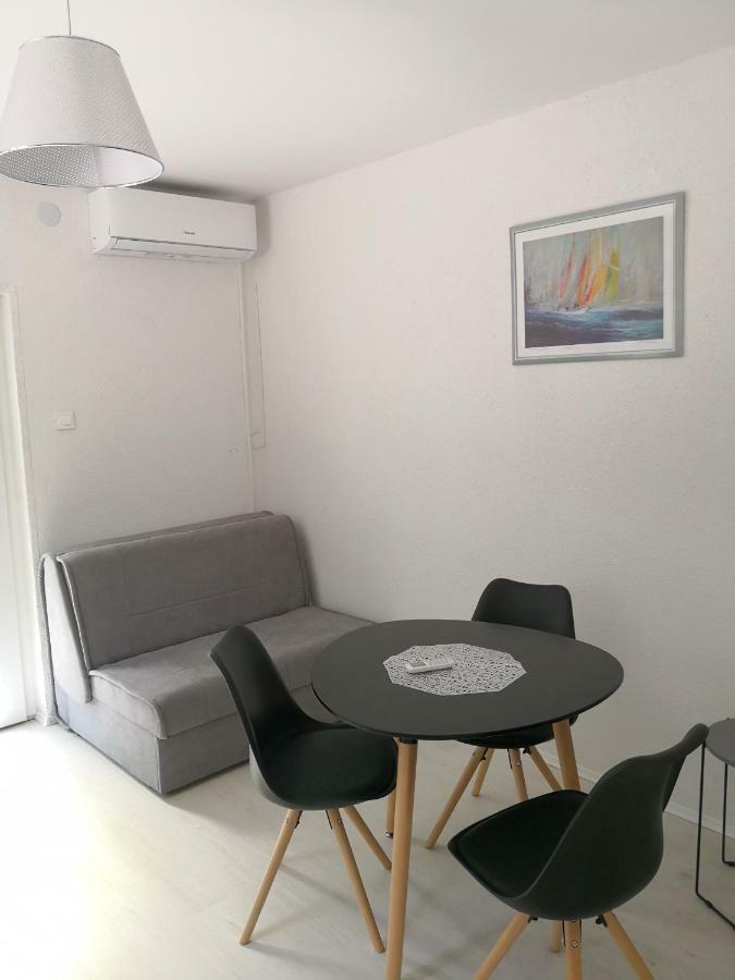 דירות סולינה Apartman Cvitkovic מראה חיצוני תמונה