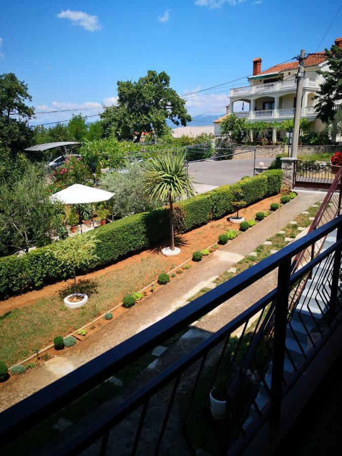 דירות סולינה Apartman Cvitkovic מראה חיצוני תמונה