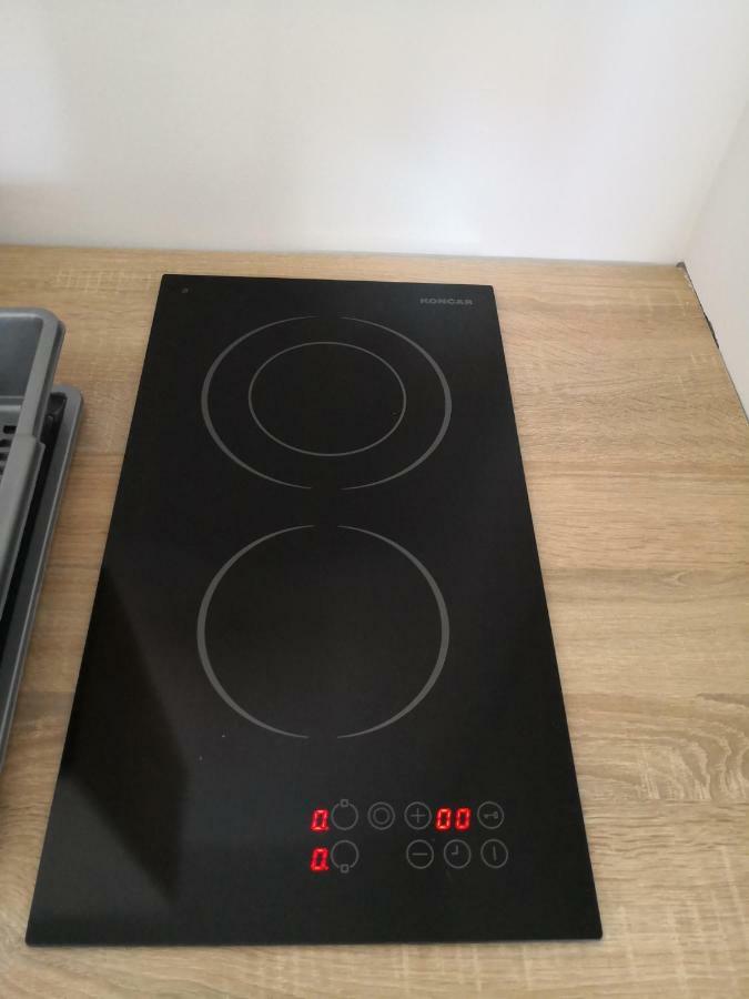 דירות סולינה Apartman Cvitkovic מראה חיצוני תמונה