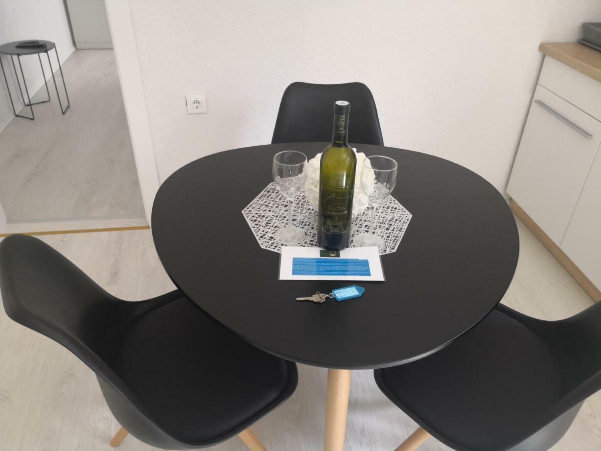 דירות סולינה Apartman Cvitkovic מראה חיצוני תמונה